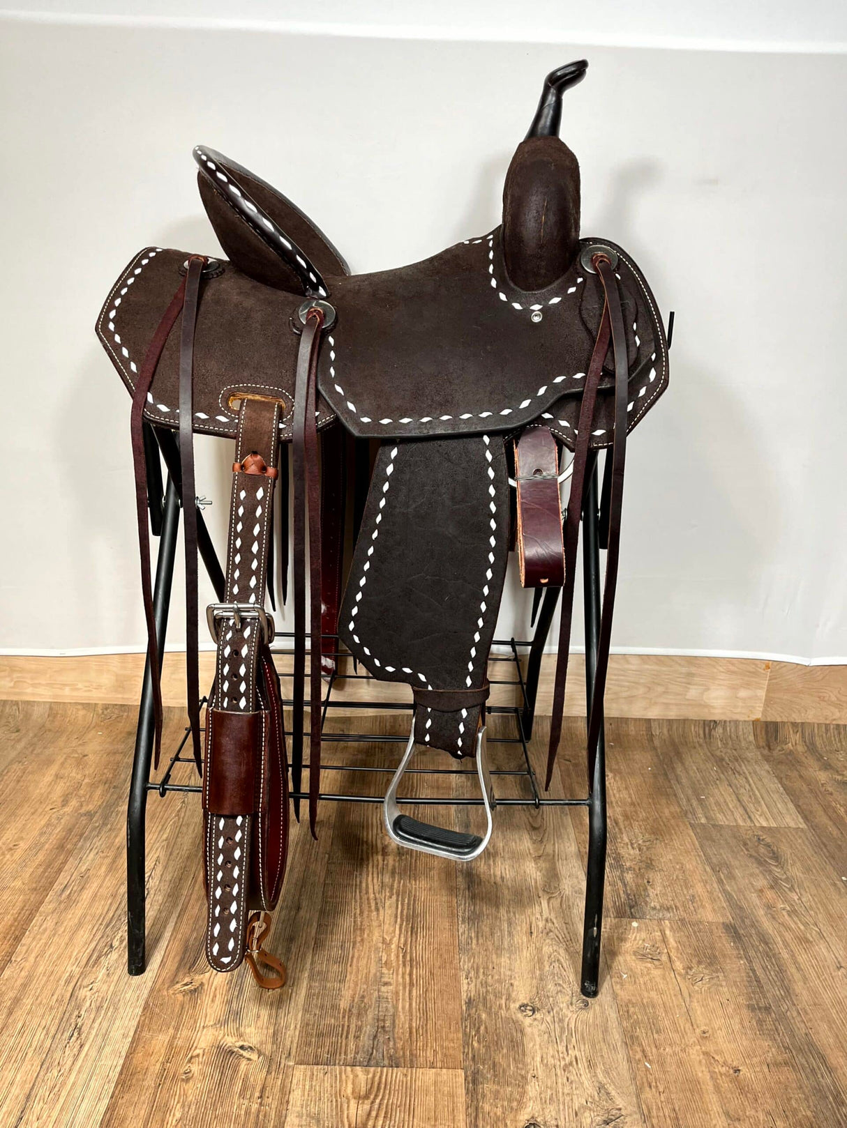 Saddle Barrel Racer 13.5"