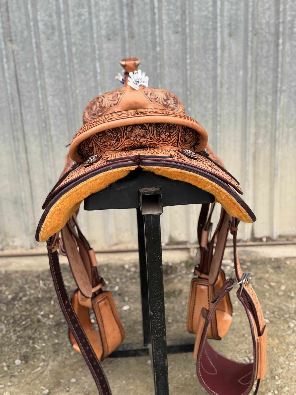 14.5" Rope Saddle - Floral Oak