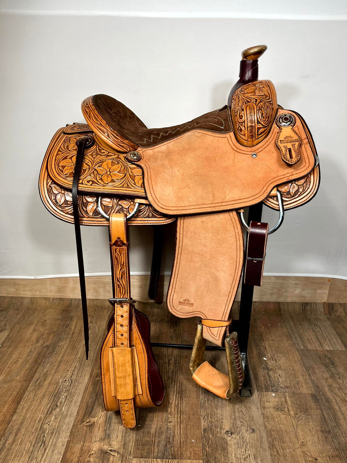 Saddle Team Roper 15"