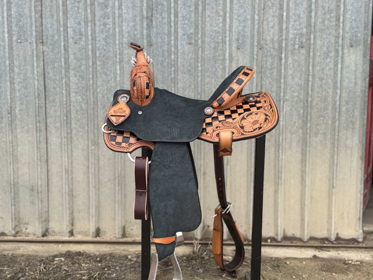 14" Barrel Saddle - Checkered