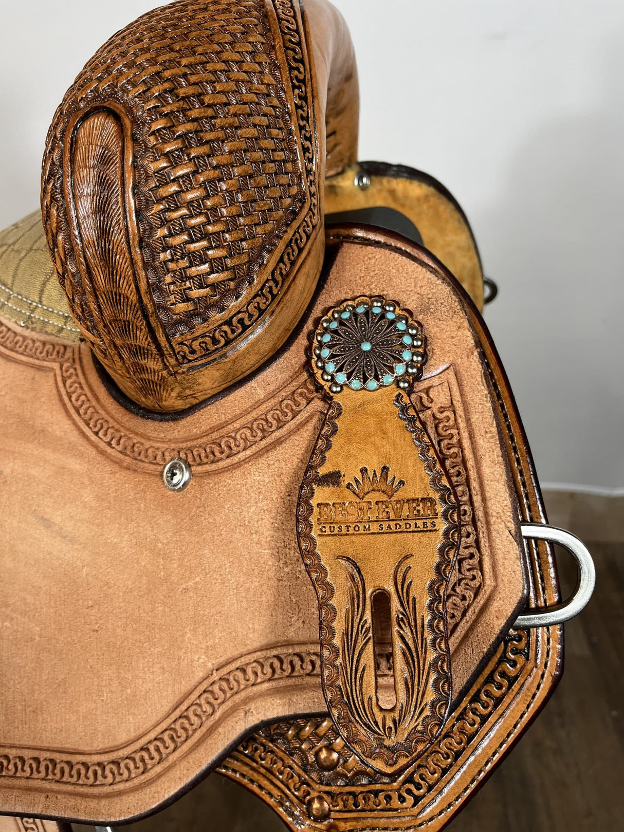 Saddle All Around 15.5"