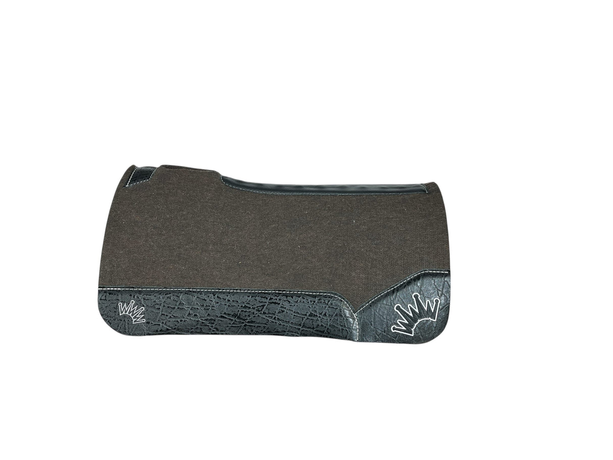 OG Saddle Pad With Black Elephant - Crown in White/Black Embroidery